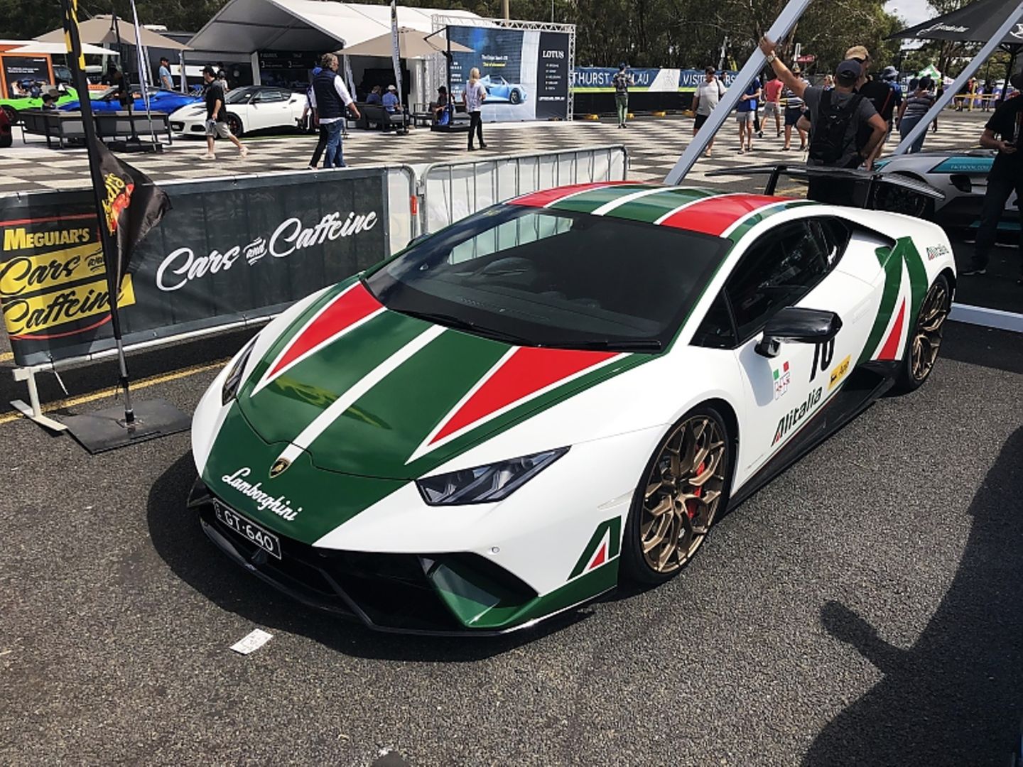 Cars and Caffeine Bathurst - Lamborghini Huracan