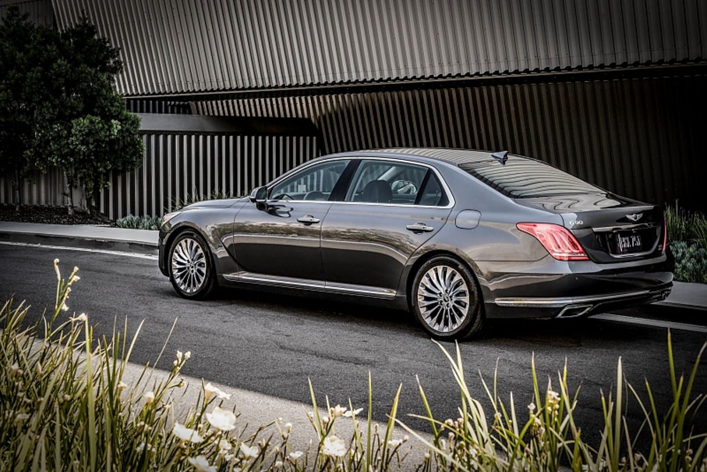 Genesis G90 5.0