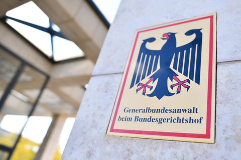 Rechtsextreme Drohmails - NSU 2.0 - Helene Fischer