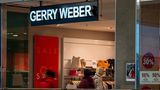 Platz 3: Gerry Weber  Das 1973 gegründete Modeunternehmen aus dem westfälischen Halle wurde mit Damenbekleidung groß, geriet aber zuletzt in Schieflage. Innerhalb eines Jahres verlor die Aktie 76,1 Prozent, innerhalb von fünf Jahren 91,9 Prozent. Am 25. Januar 2019 stellte Gerry Weber einen Insolvenzantrag. 
