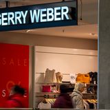 Platz 3: Gerry Weber  Das 1973 gegründete Modeunternehmen aus dem westfälischen Halle wurde mit Damenbekleidung groß, geriet aber zuletzt in Schieflage. Innerhalb eines Jahres verlor die Aktie 76,1 Prozent, innerhalb von fünf Jahren 91,9 Prozent. Am 25. Januar 2019 stellte Gerry Weber einen Insolvenzantrag. 