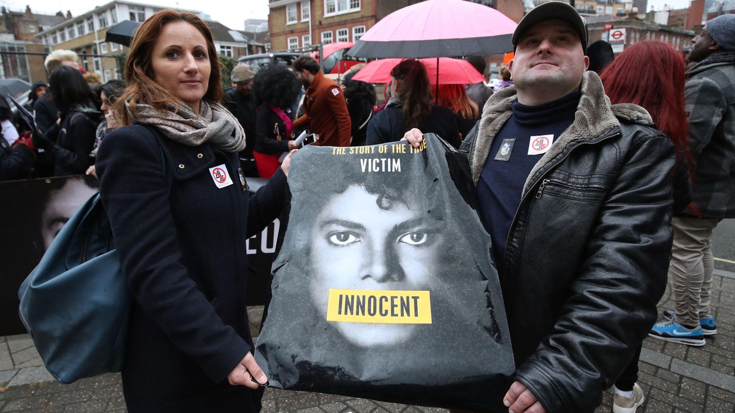 Michael-Jackson-Fans