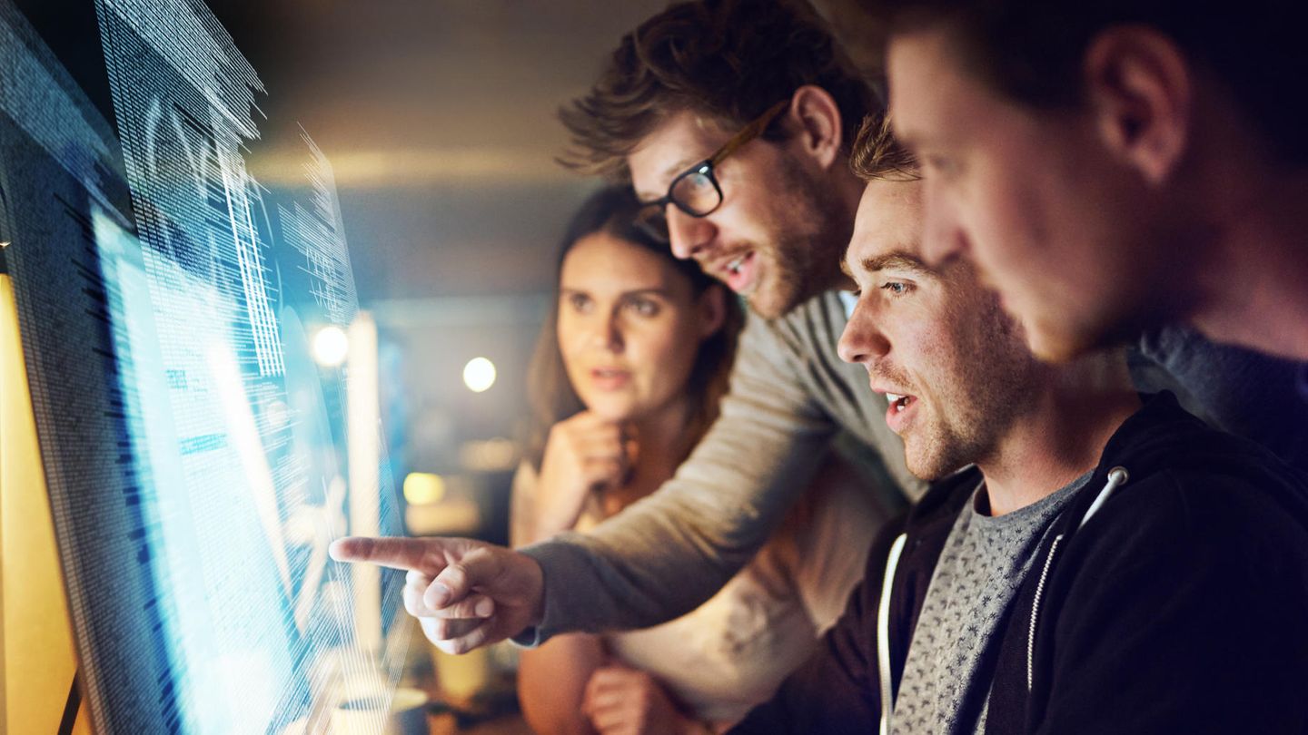 Im Gespräch mit Kollegen