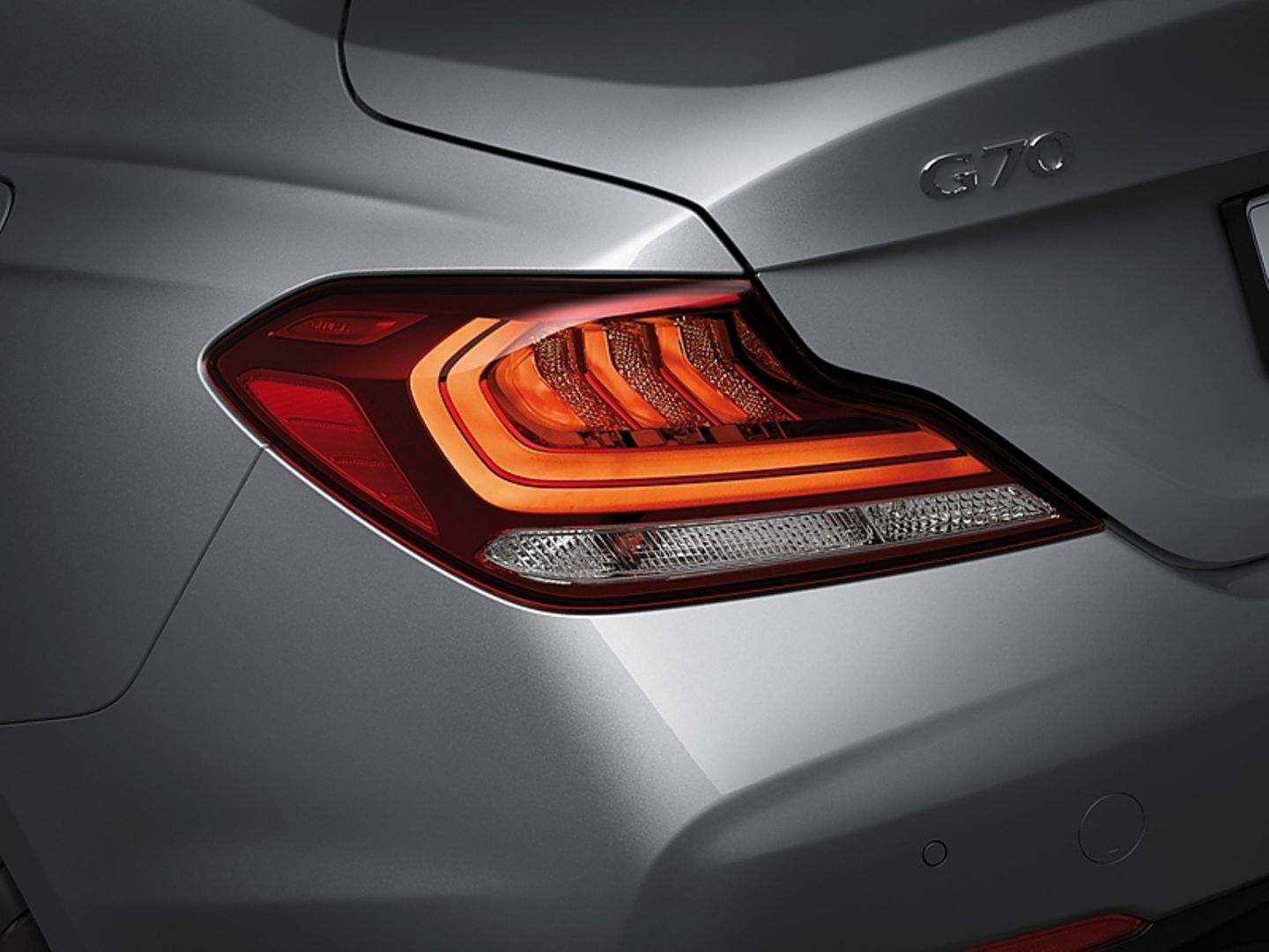 Genesis G70 2.0 T - schickes Design auch am Heck