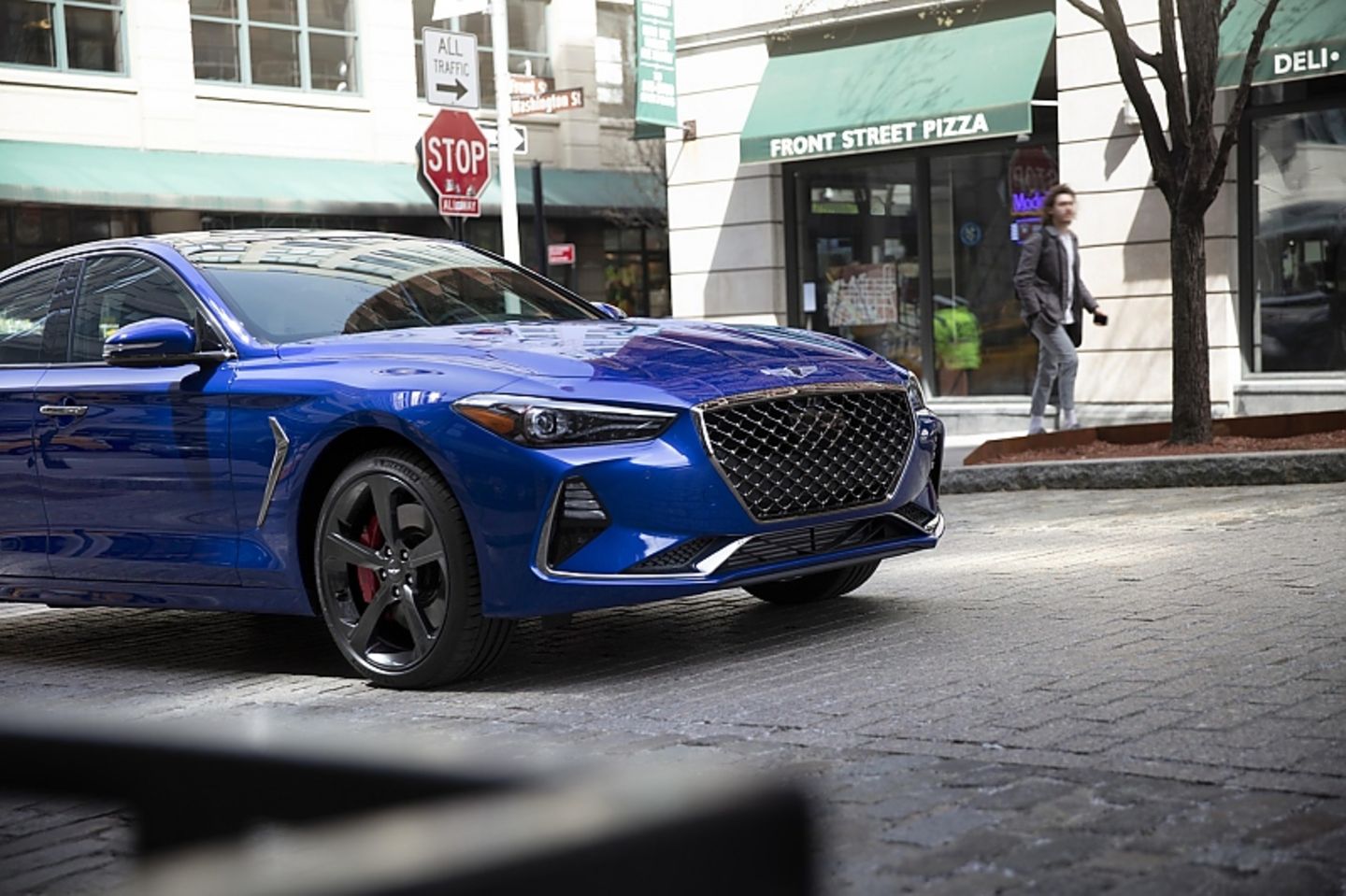 Genesis G70 2.0 T