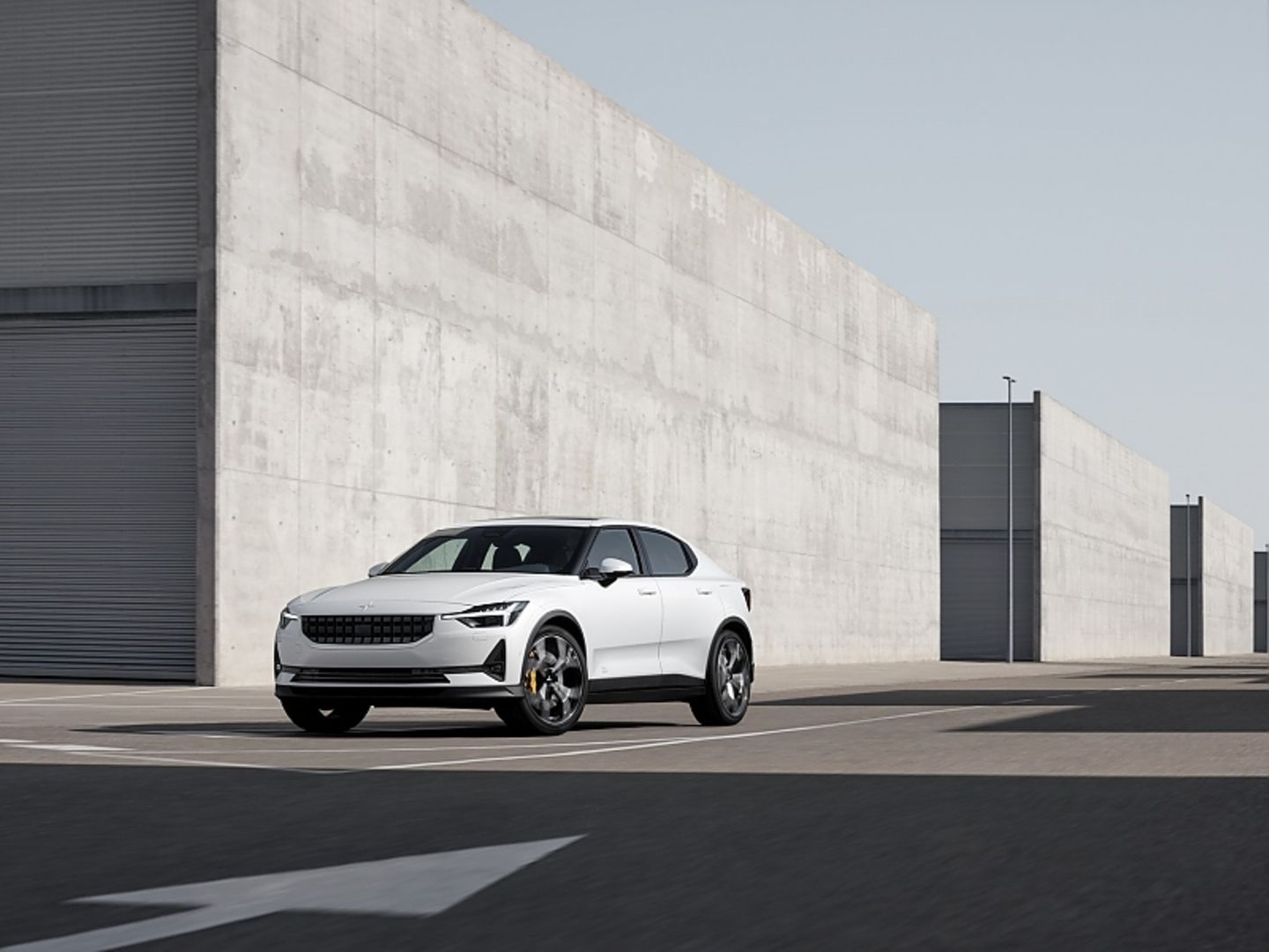 Volvo sieht die Zukunft in der Elektromobilität (Bild: Polestar 2)
