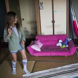 Sky mit einem Jojo in der Hand