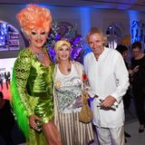 TV-Star: Gemeinsam mit Dragqueen Olivia Jones bei der Bertelsmann Party in Berlin 2016.