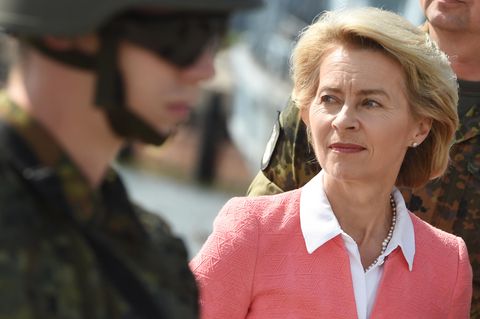 Setzt weiter auf die Hilfe externer Berater: Bundesverteidigungsministerin Ursula von der Leyen (CDU)