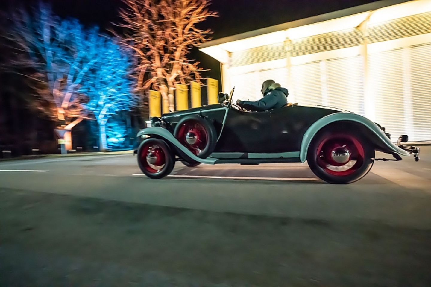 Das Fahren im Opel Moonlight Roadster ist ein Fest für alle Sinne