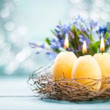 Osterkerze: 17 Prozent der Befragten machen zu Ostern eine Osterkerze.