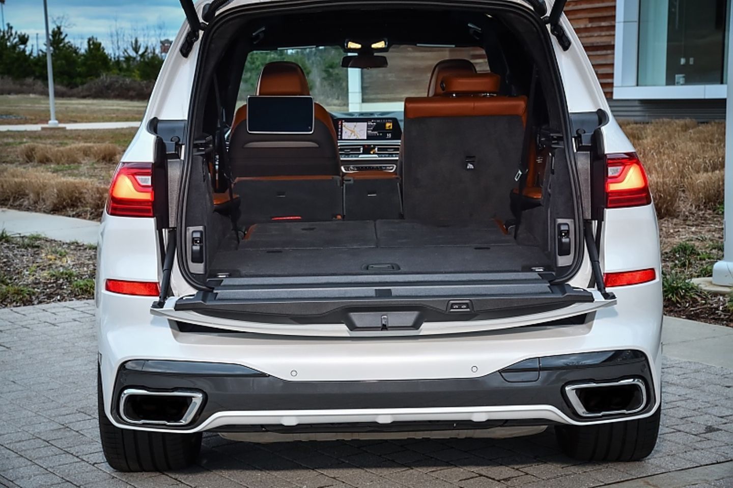 BMW X7 xDrive 50i - viel Platz zum Laden