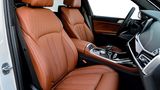 BMW X7 xDrive 50i - bequeme Komfortsitze in Reihe eins