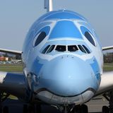 Das Besondere an der Maschine ist die Lackierung in 16 verschiedenen Blautönen