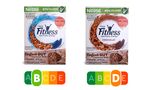 "Fitness" schreibt Nestlé groß auf seine beiden Frühstücksflockenprodukte - gesund ist aber nur eines. Der Nutri-Score zeigt, dass die Schokovariante das Versprechen nicht einhalten kann.