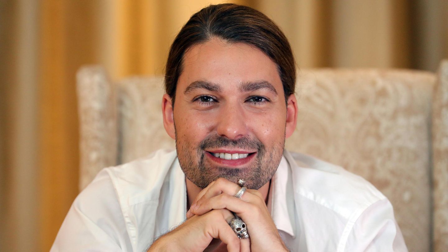 David Garrett hat sich von seinem Bandscheibenvorfall erholt und geht ab Mai auf Deutschland Tour