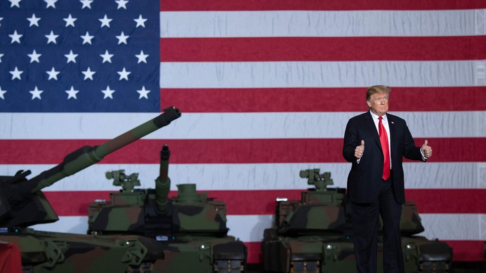 Rede in Ohio: Trump brüstet sich mit "großartiger" Panzerfabrik – was Putin damit zu tun hat Rede in Ohio: Trump brüstet sich mit "großartiger" Panzerfabrik – was Putin damit zu tun hat