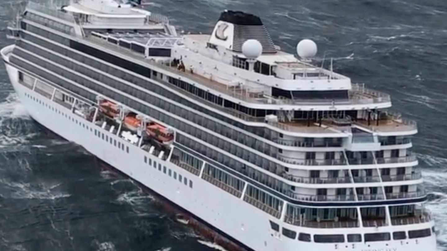 Viking Sky In Seenot Drei Motoren Des Kreuzfahrtschiffes Laufen