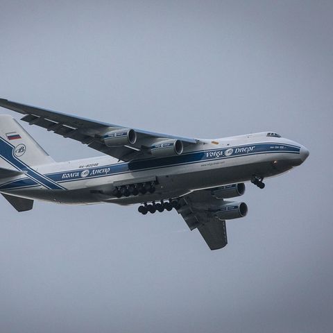 Antonov AN-124