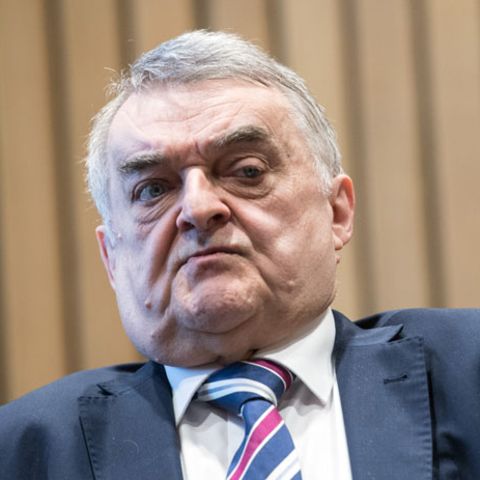 NRW-Innenminister Herbert Reul und Polizei in Lügde