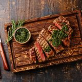 Rosmarin-Soße zu Fleisch