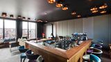 Auszeichnung: Flushing Meadows Bar – München  "Wir wollten ein kleines, feines, urbanes Hotel mit Rooftop-Bar designen, in dem sich internationales Publikum wie Münchner Gäste das ganze Jahr wohlfühlen", so Planer Steffen Werner.