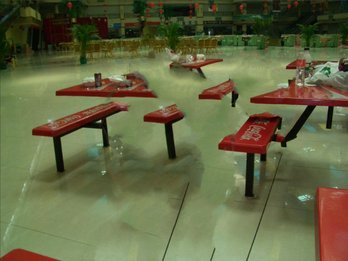 Food-Court