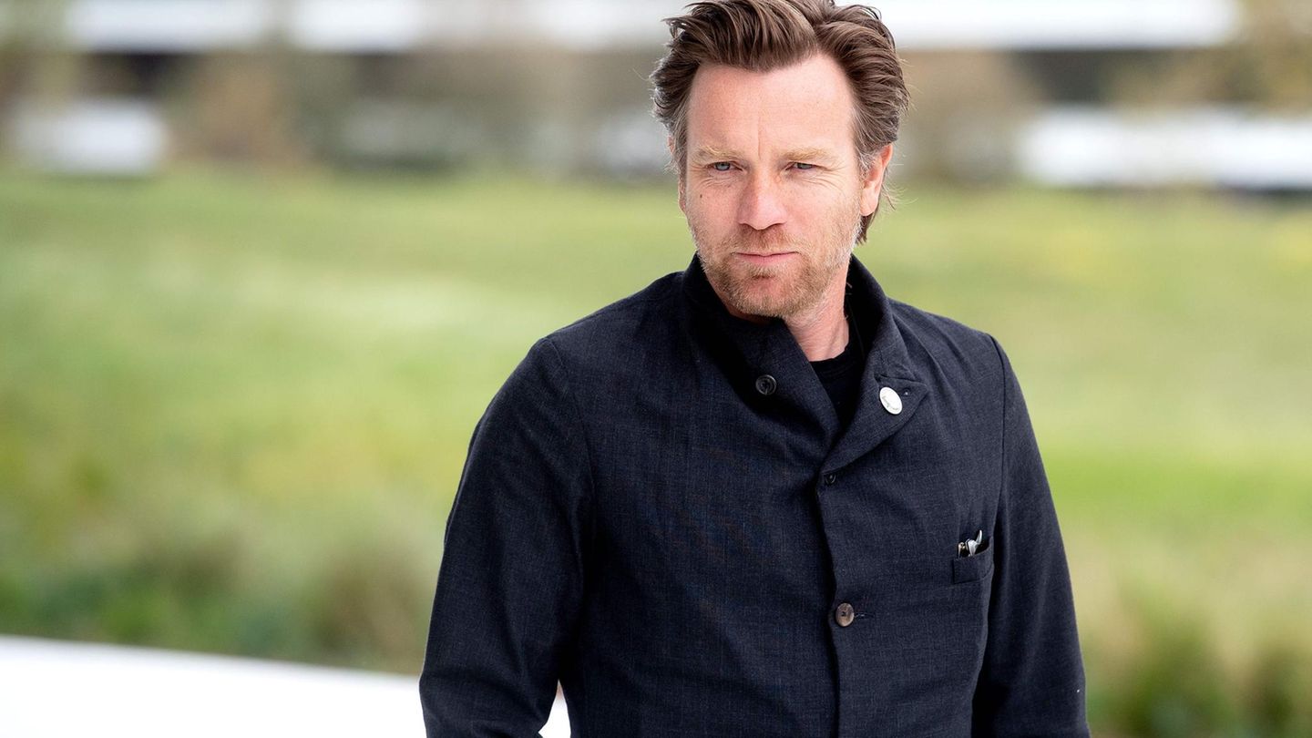 Ewan McGregor war bei der Vorstellung der neuen Dienste nicht auf der Bühne zu sehen. In Cupertino tummelte er sich trotzdem.