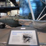 Im Steven Udvar-Házy Center des National Air and Space Museum steht ein weiteres Exemplar der Me 163.