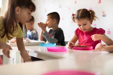 Leverkusen: In einer Kita wurde zum zweiten Mal verunreinigtes Essen gefunden