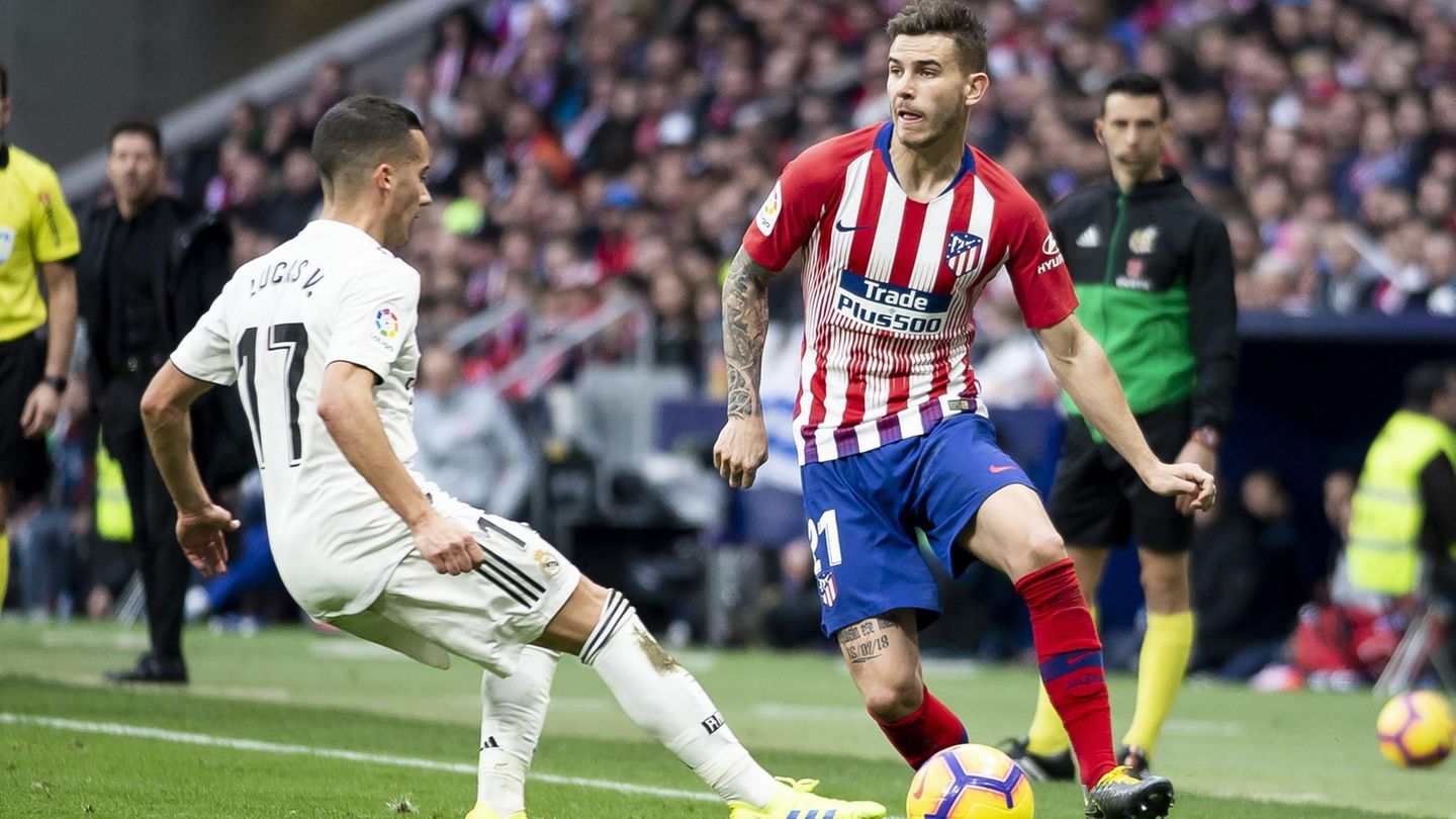 Lucas Hernandez (r.) soll zu einer prägenden Figur der Bayern--Defensive in den nächsten Jahren werden