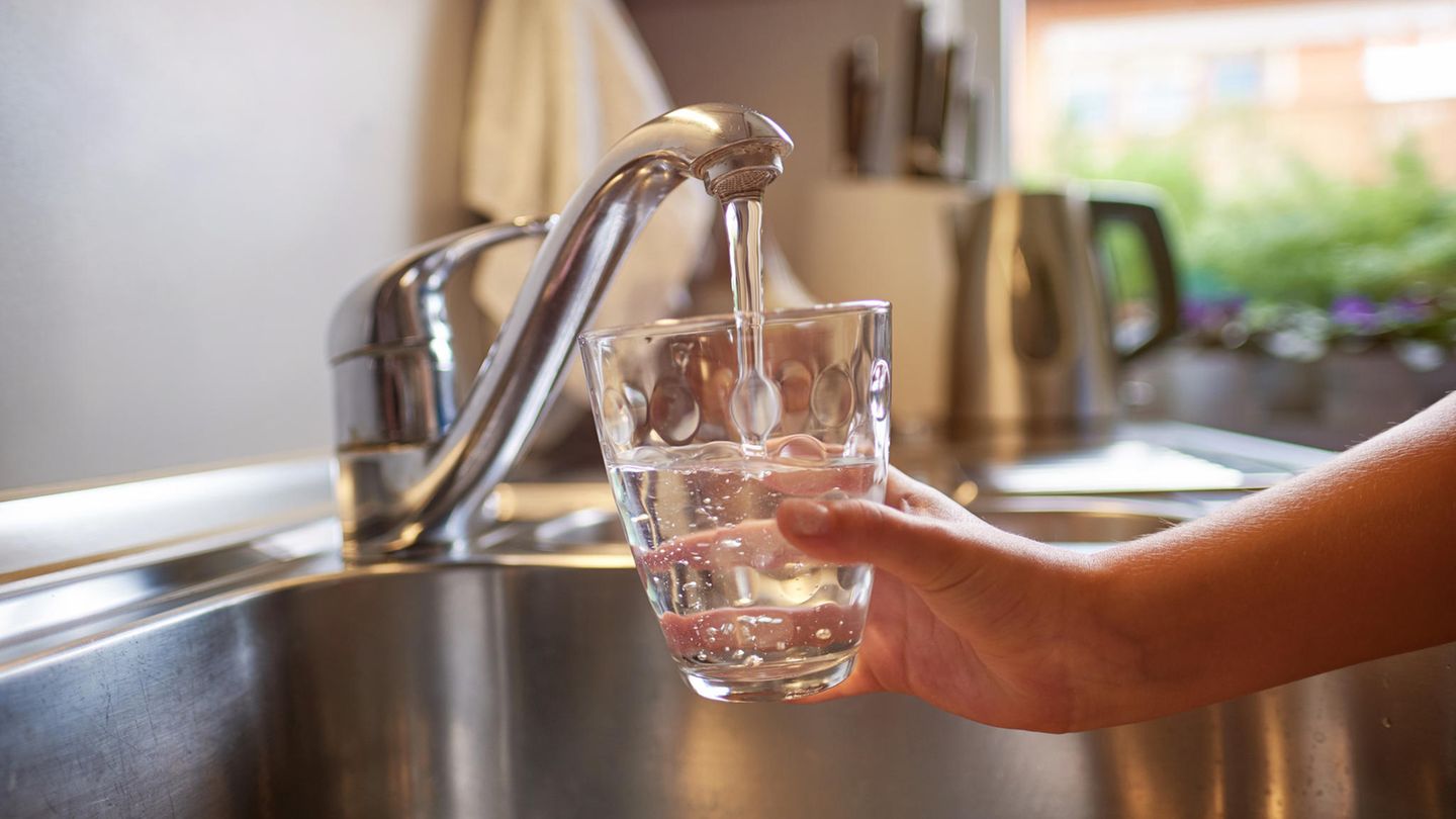 Leitungswasser: In diesen Ländern können Sie unbekümmert Wasser