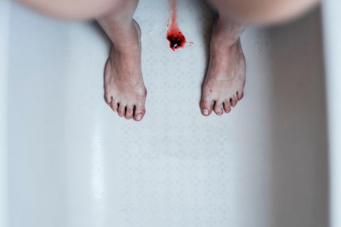 Periode in der Badewanne