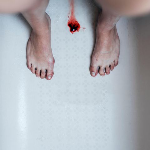 Periode in der Badewanne