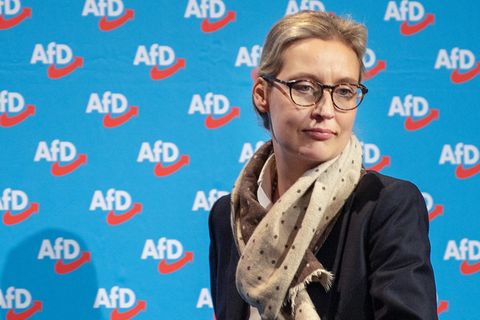 Spendenaffäre: Neue dubiose Zahlungen und Strohmannlisten im Fall um AfD-Fraktionschefin Alice Weidel