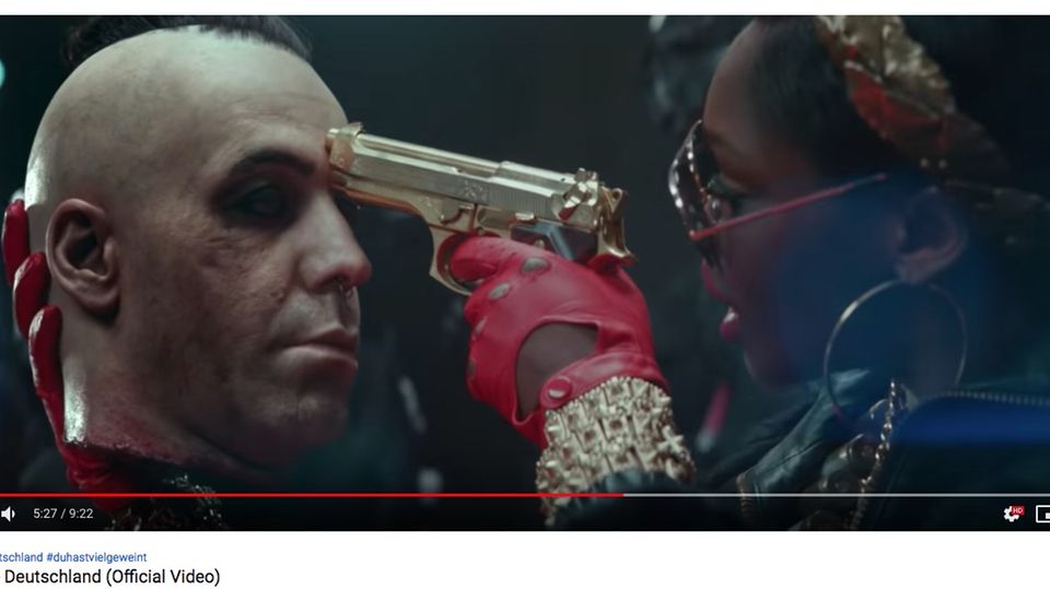 Musikvideo "Deutschland": Rammstein-Kontroverse: Die Provokation war billig – aber das Video ist eine Sensation