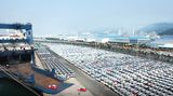 Auch Platz 2 des Rankings wird von der Autoindustrie belegt. Es ist die die Hyundai-Fabrik in Ulsan, Südkorea. Die Fabrik umfasst eine Fläche von 5,5 Millionen Quadratmetern. Das Werk besitzt einen eigenen Hafen, eine Feuerwehr, ein Krankenhaus. Erstaunlich: Es wurden rund 500.000 Bäume gepflanzt.