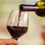 Krebsrisiko: ein Glas Rotwein