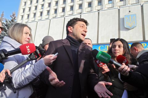 Ukraine, Kiew: Wladimir Selenski vor der Zentralen Wahlkommission