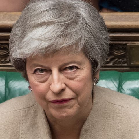 Dritte Abstimmungsniederlage für ihren EU-Deal: Die Mine von Premierministerin Theresa May sagt alles über das Brexit-Chaos in London.