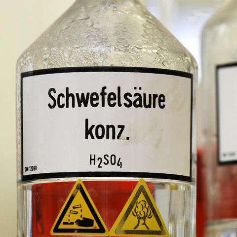 nachrichten deutschland - angriff mit schwefelsäure