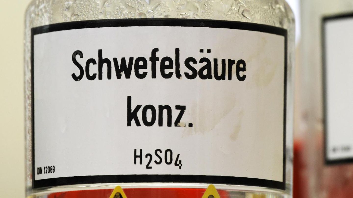nachrichten deutschland - angriff mit schwefelsäure