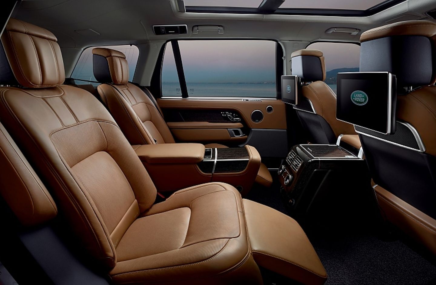 Range Rover SD V6 Autobiography - 20 cm mehr Platz in der Langversion