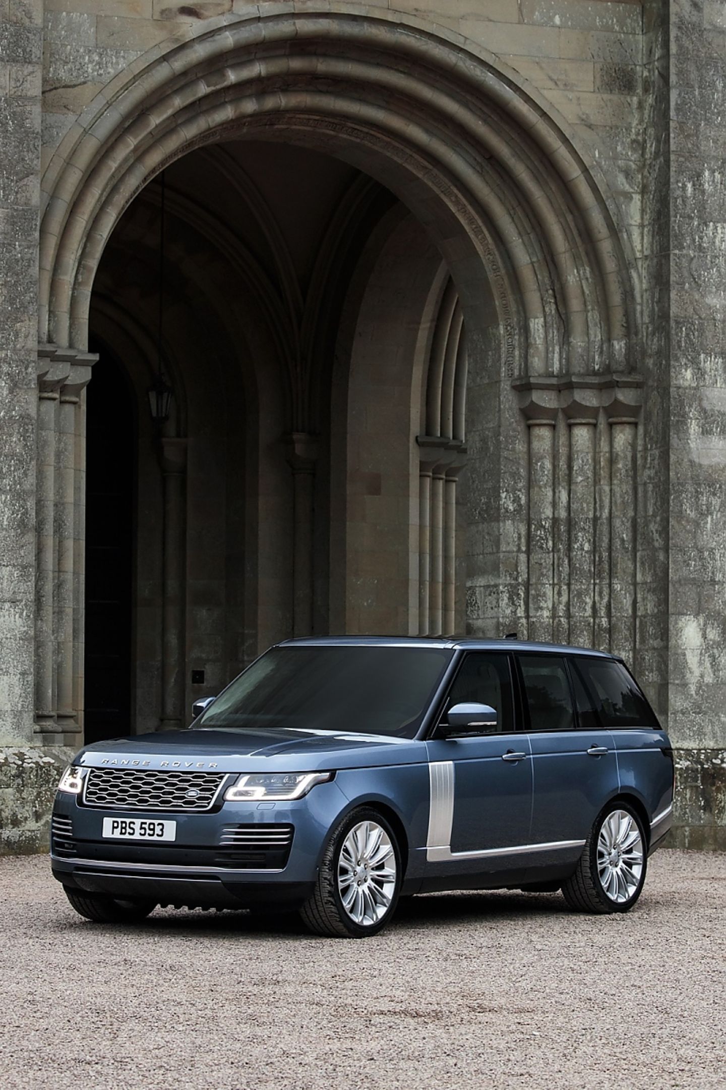 Range Rover SD V6 Autobiography - fast 2,5 Tonnen schwer