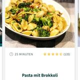 Die App denkt mit: Weil wir uns für Nudeln in der Einkaufliste entschieden haben, stellt mir der Algorithmus der App mehrere Pasta-Rezepte zusammen. Hier zum Beispiel für Pasta mit Brokkoli. Das Rezept gibt es direkt in der App, inklusive Zutaten und der Möglichkeit, diese direkt in die Einkaufsliste einzutragen.
