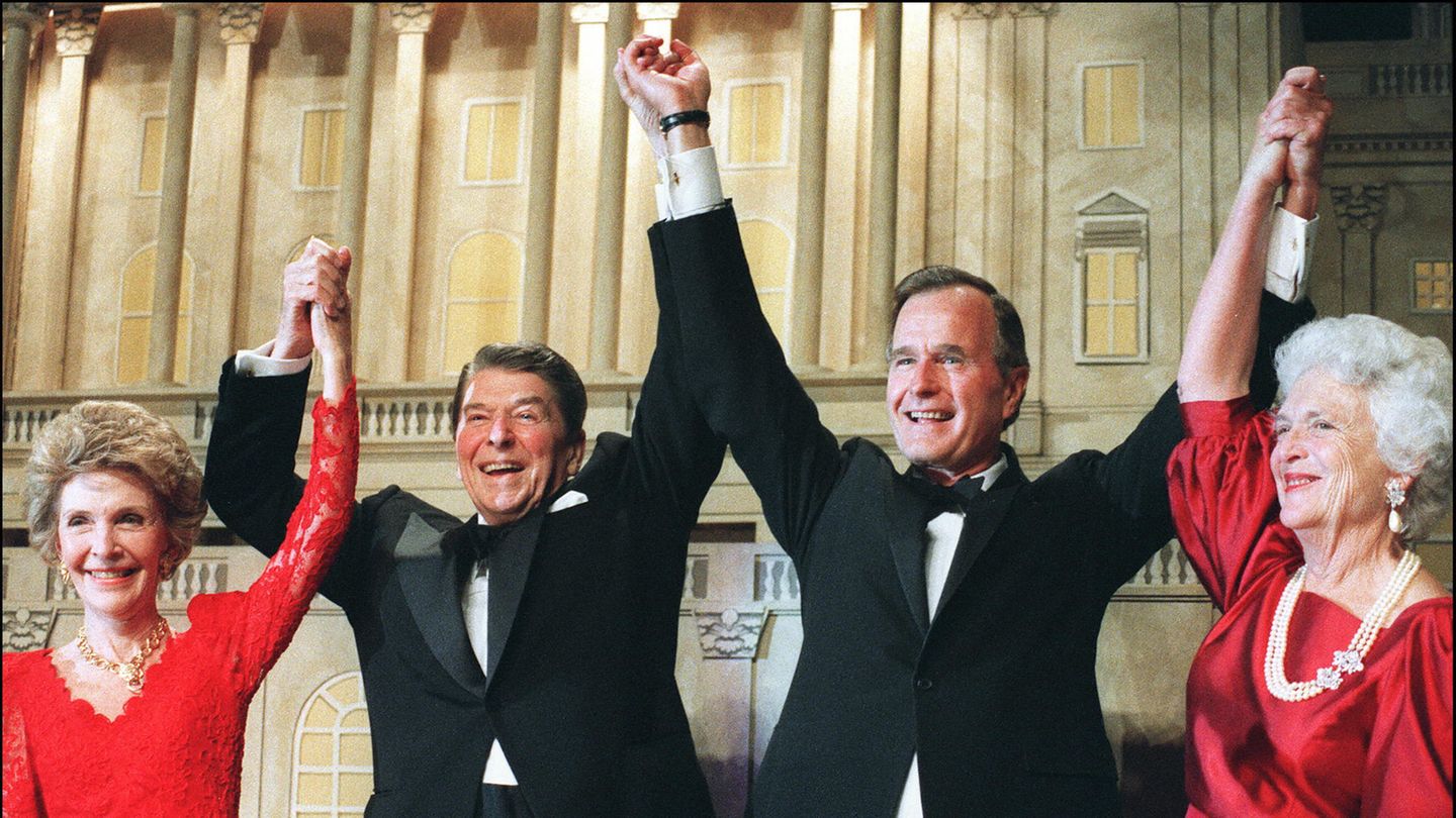 Ronald Reagan war früher Schauspieler Ronald Reagan mit George Bush Senior