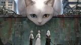 Eine riesige Katze beugt sich auf dieser Zeichnung über eine Mauer