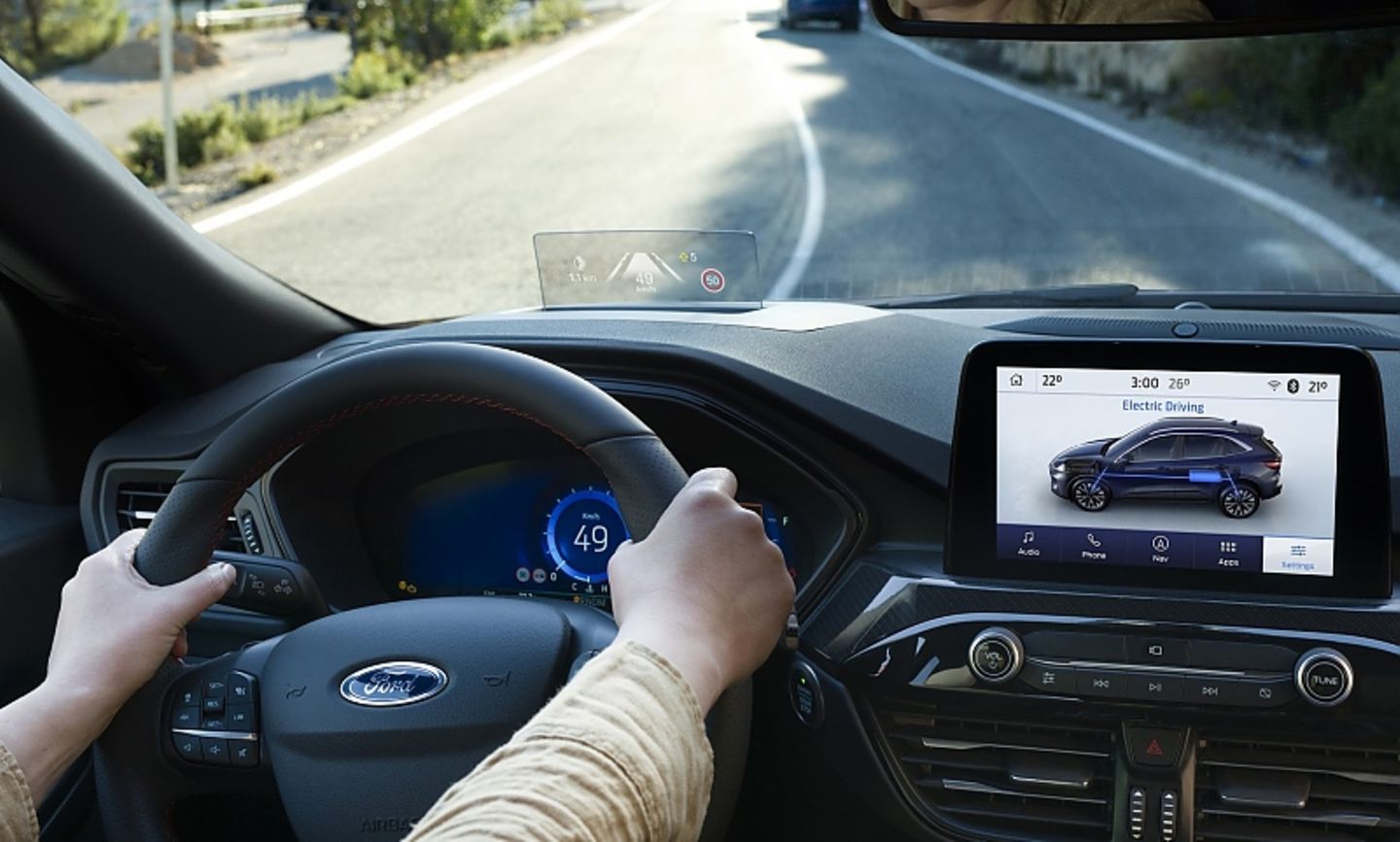 Im Zentrum des Infotainmentsystems steht ein 12,3 Zoll Monitor