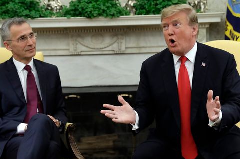 US-Präsident Donald Trump bei seinem Treffen mit Nato-Generalsekretär Jens Stoltenberg im Weißen Haus
