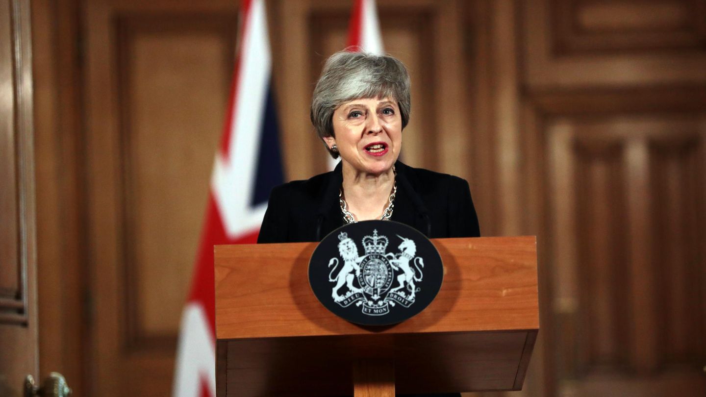 Theresa May in ihrem Amtssitz Downing Street 10